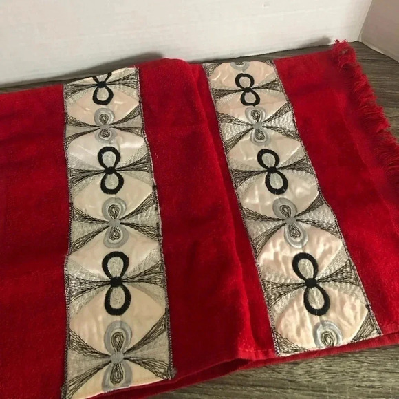 Vintage  Hand Towels - Picture 6 of 9